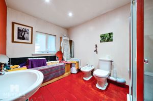 Photo 22- click for photo gallery